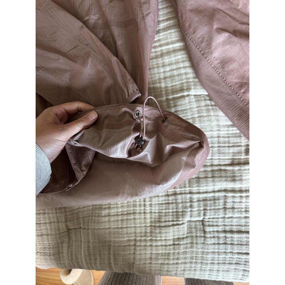 Lululemon Sheerjoy Pink Full Zip Waterproof Hooded Jacket Women's 8 Lightweight - Picture 16 of 16